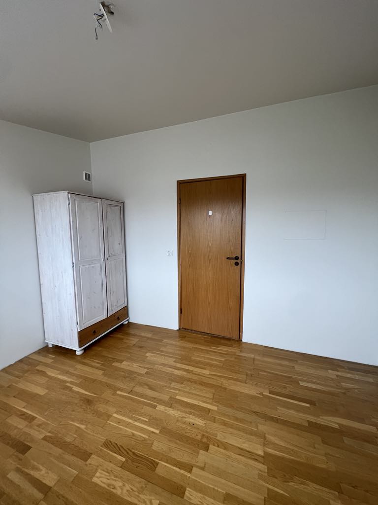 a9d83fcd-07e6-4e62-bab0-cb56687563bf2024-08-11-22-49-56192587.jpeg