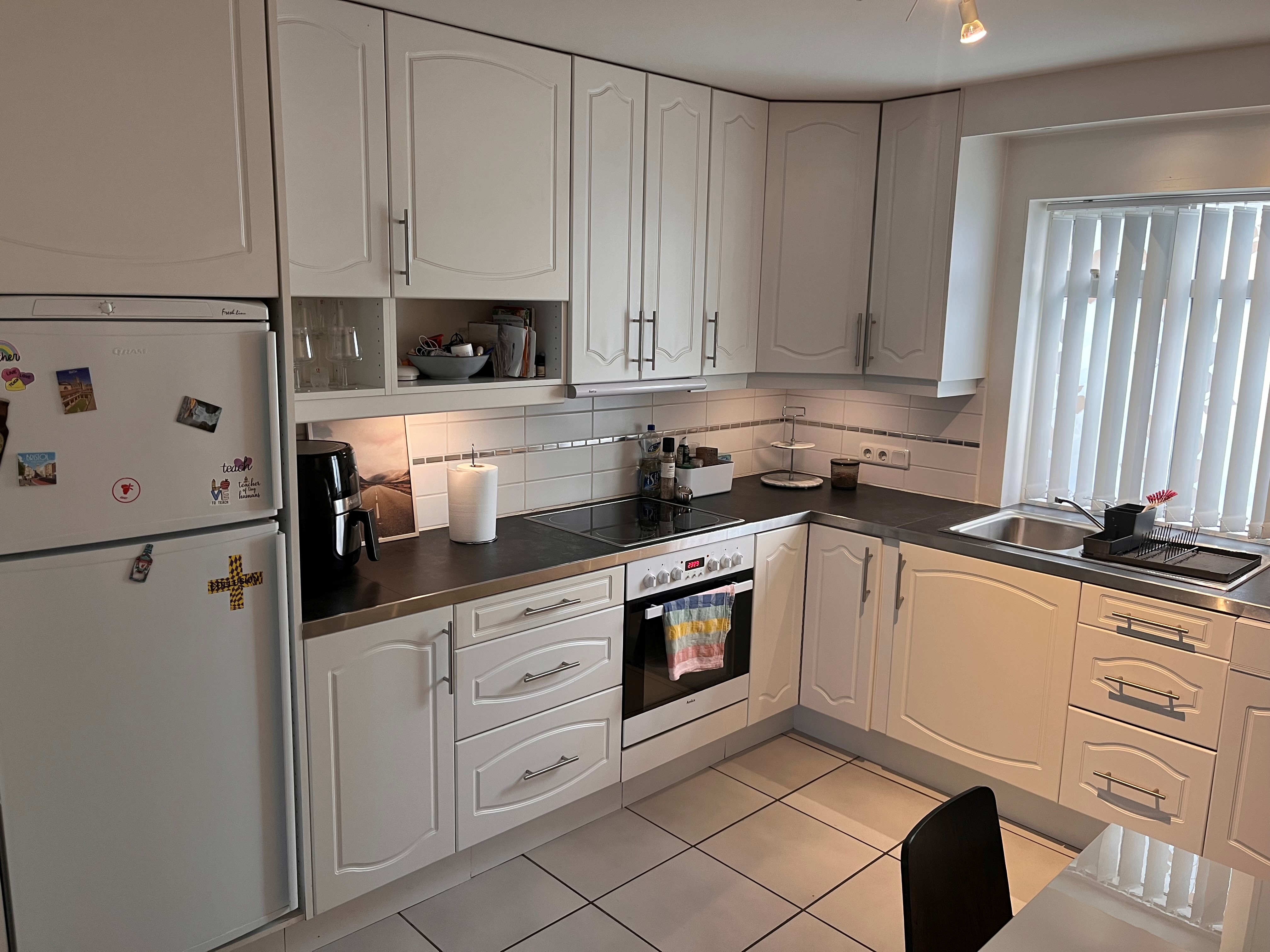 airbnb-kitchen2024-08-21-13-02-10723307.jpg