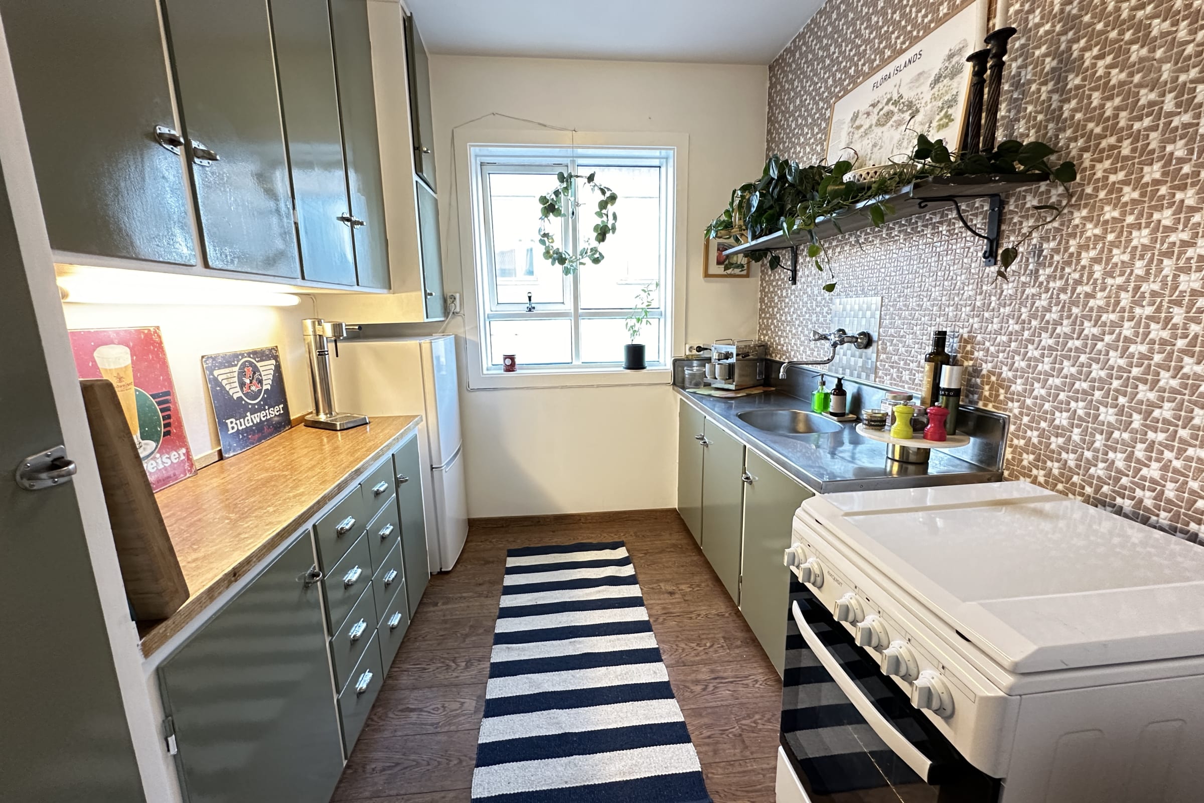 kitchen12025-01-15-12-40-44804811.jpg