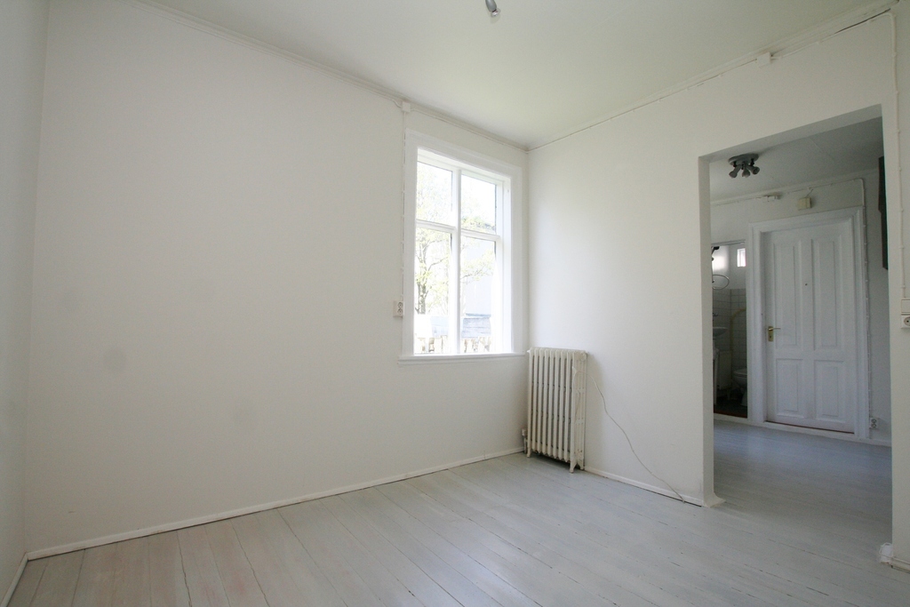 2-bedroom22025-02-23-18-20-25428535.jpg