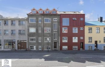 Hverfisgata 106A - Foto