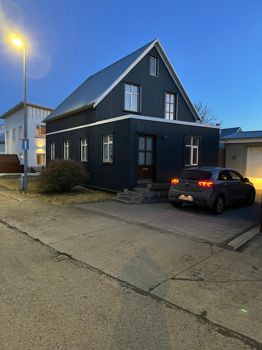 Borgarvegur 7, 260 Reykjanesbær
