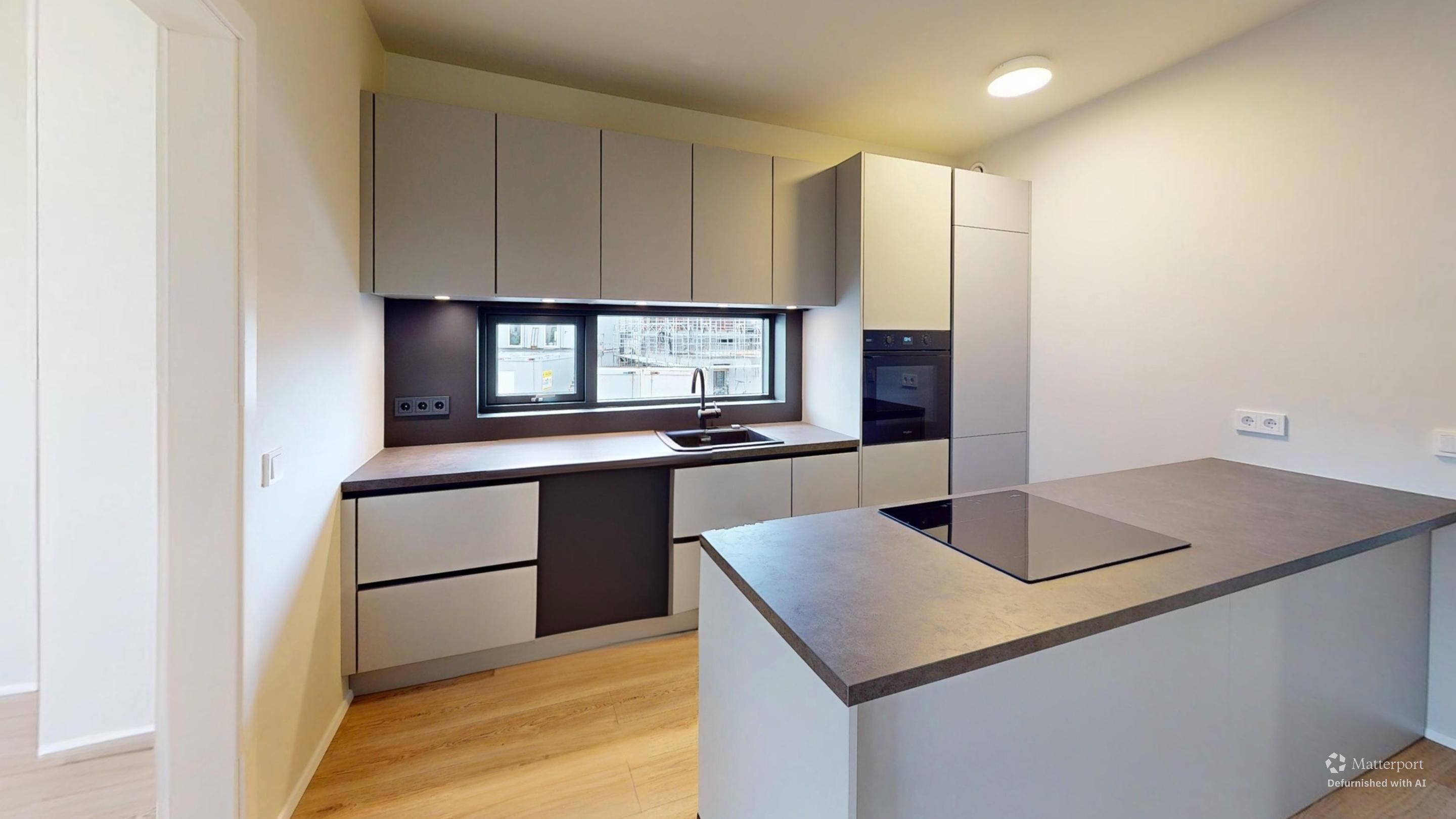 eskias-8-208-kitchen-defurnished2026-03-20-14-23-37140412.jpeg