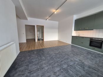 Hraunbær 102A - Mynd