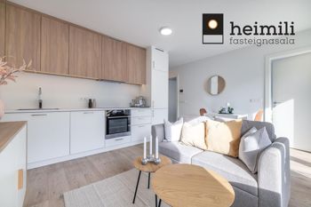 Sunnusmári 6 - Mynd