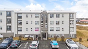 Arnarsmári 18 - Mynd