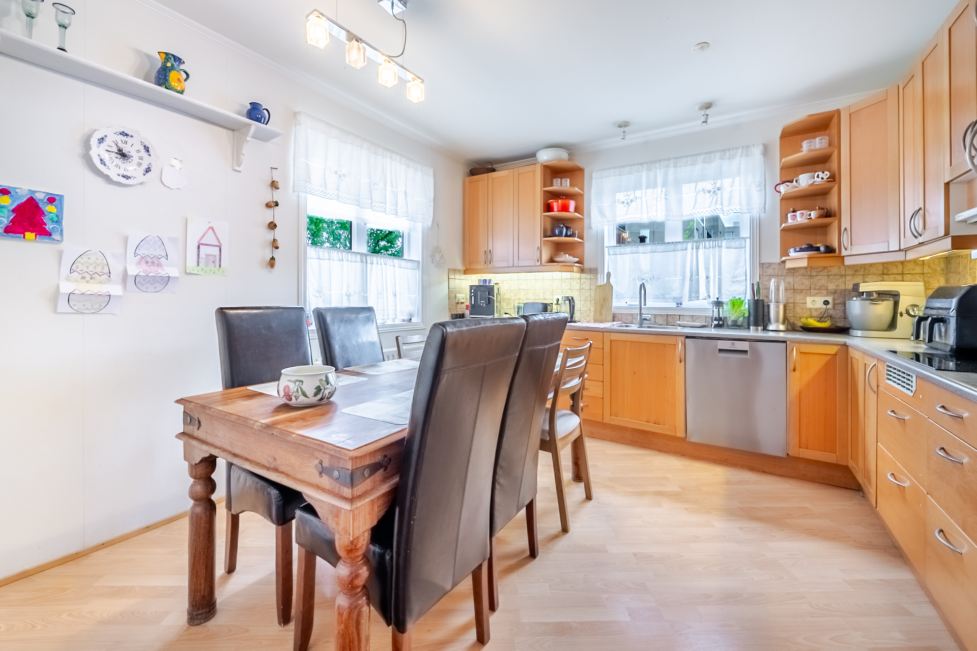 logasalir-10-242026-06-11-13-05-15352597.jpeg