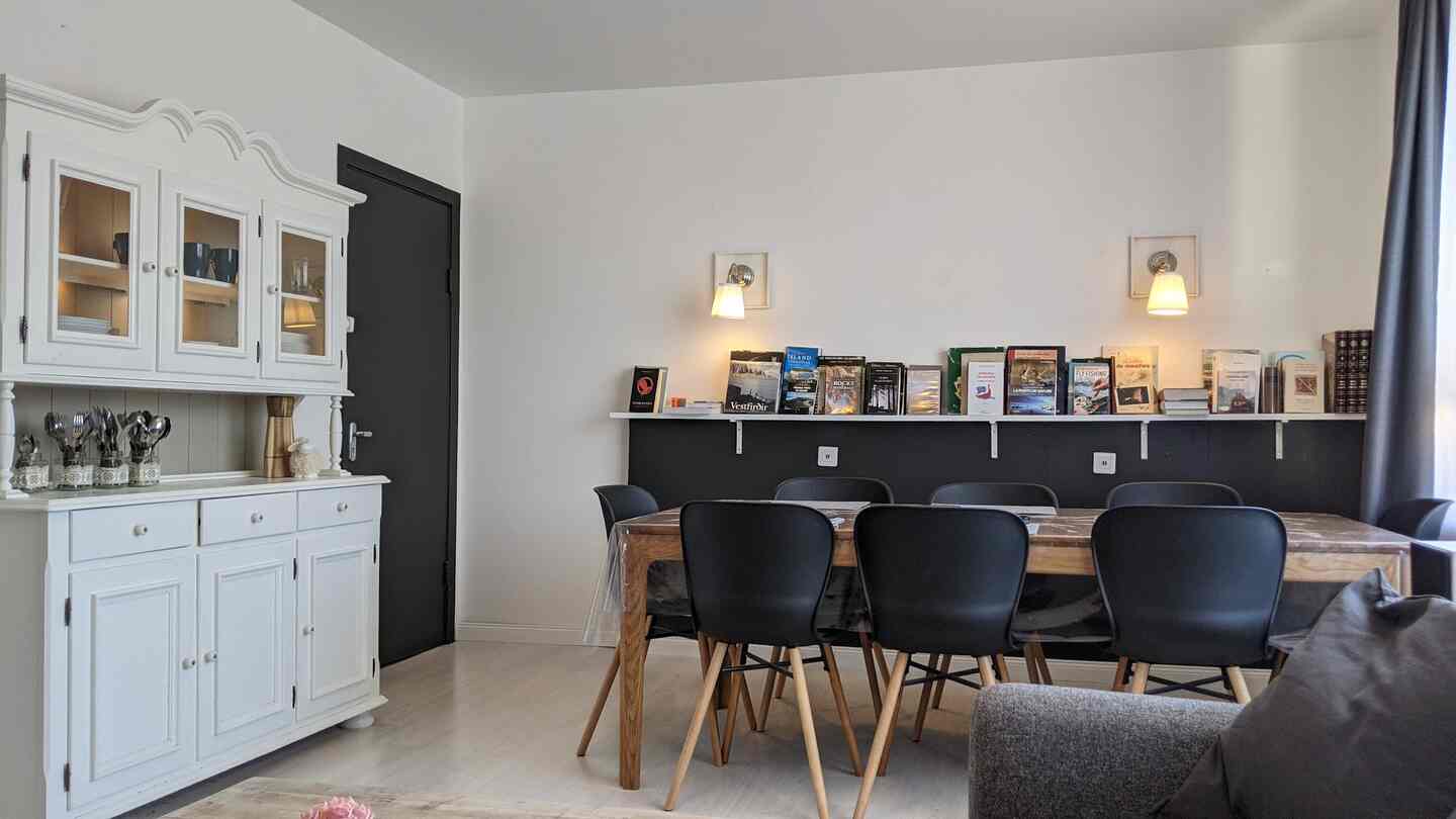 dining-room2026-09-16-18-50-01143943.jpeg